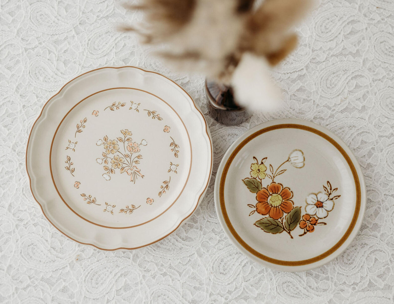 vintage '70s stoneware dinner & side plates, $1.50 each